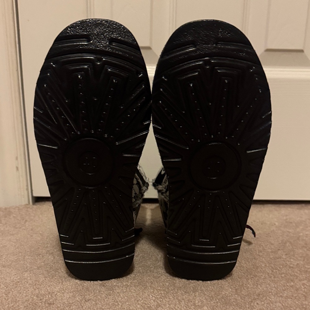 Monogram slipper Boots - Picture 4 of 5